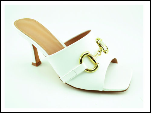 BKKX6892 - WHITE